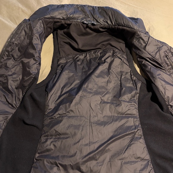 Black M Athleta vest - Picture 4 of 4